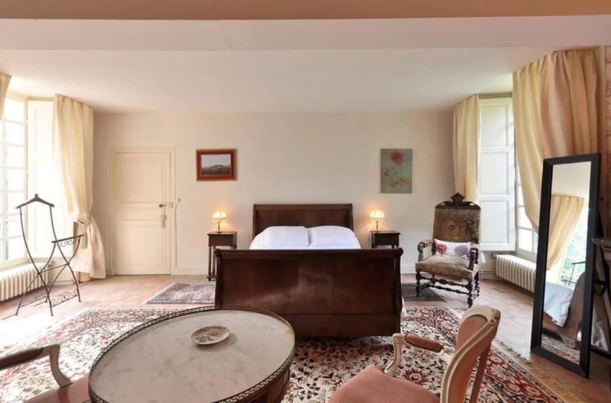 Du Vignoble A L'Atlantique - Chateau Cassemichere Gite La Chapelle-Heulin Экстерьер фото